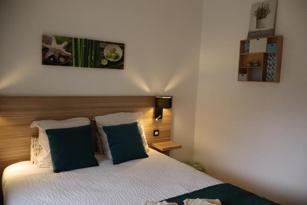 Le Relais De Porz Morvan Plomodiern Luaran gambar