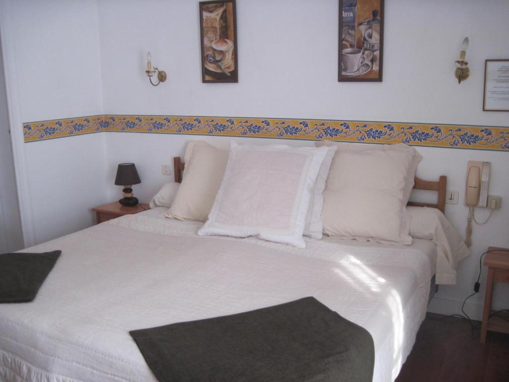 Le Relais De Porz Morvan Plomodiern Luaran gambar